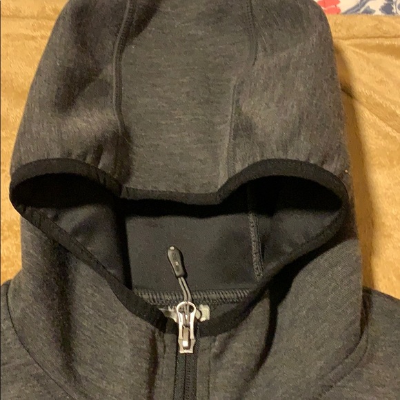 Athletic jacket - Picture 3 of 5